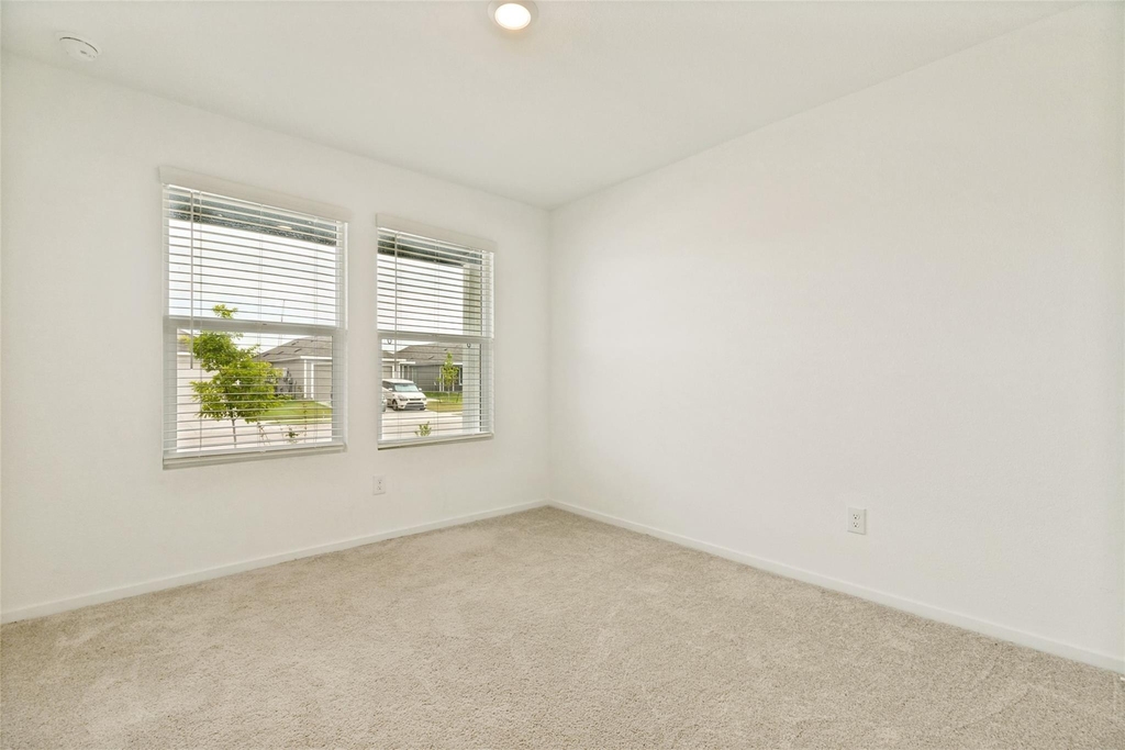 621 Holleman Drive - Photo 14