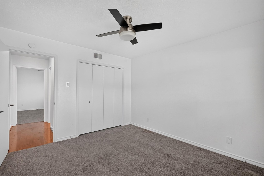 10526 Ravenscroft Drive - Photo 18
