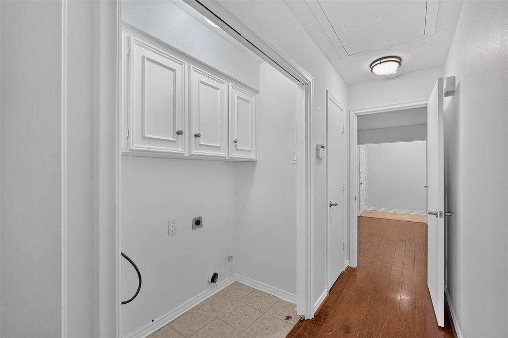 10526 Ravenscroft Drive - Photo 16
