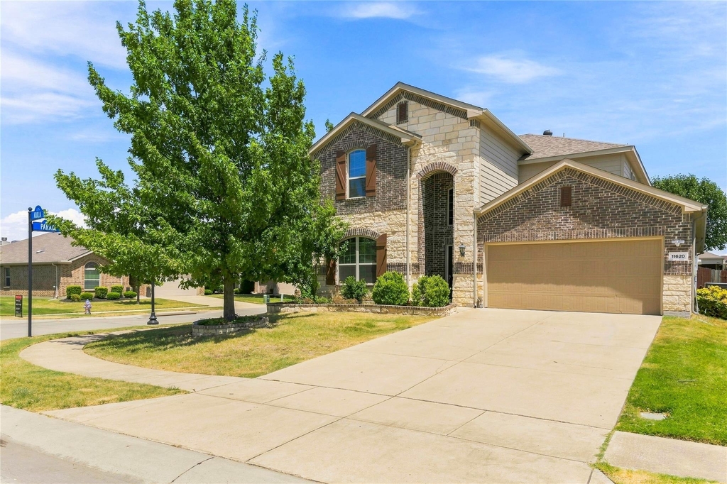 11620 Aquilla Drive - Photo 0