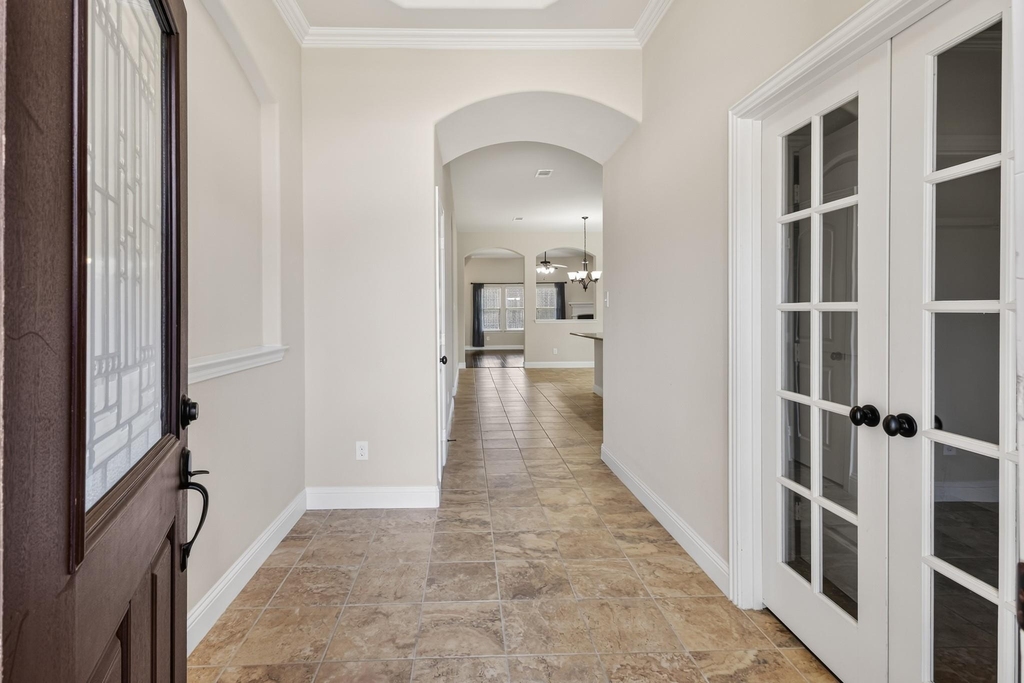660 Sharpley Drive - Photo 1