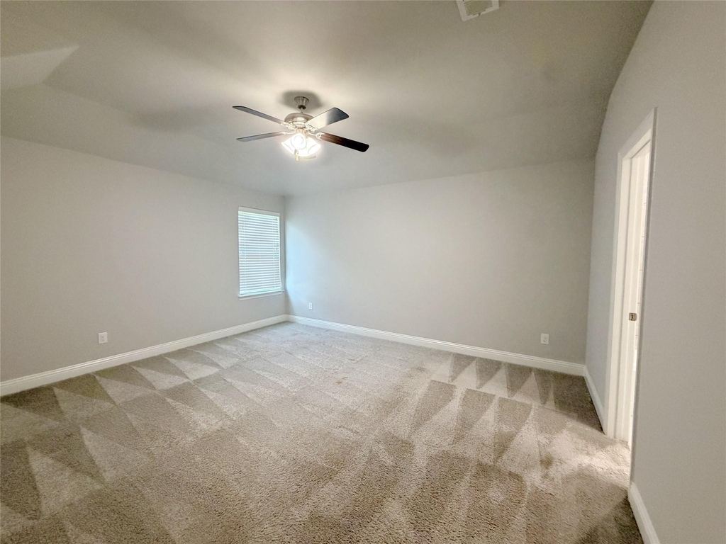 6423 Graceland Drive - Photo 11