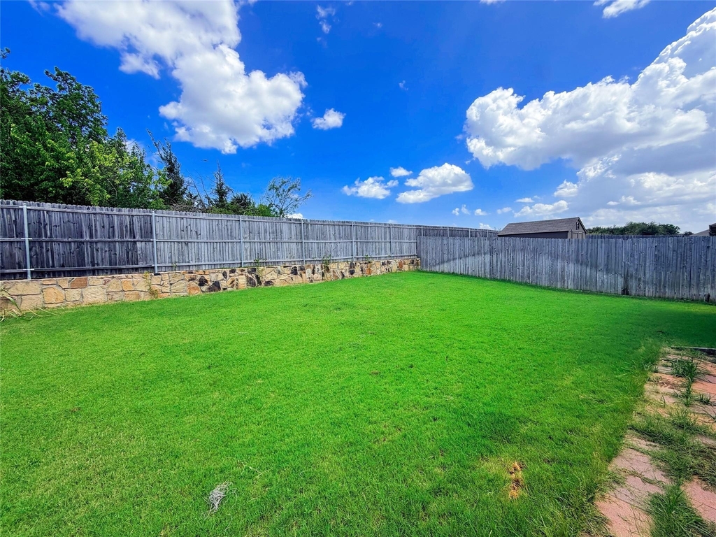 6423 Graceland Drive - Photo 16