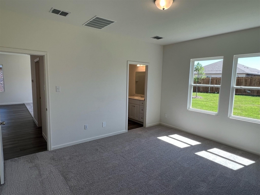 752 Richmond Drive - Photo 14