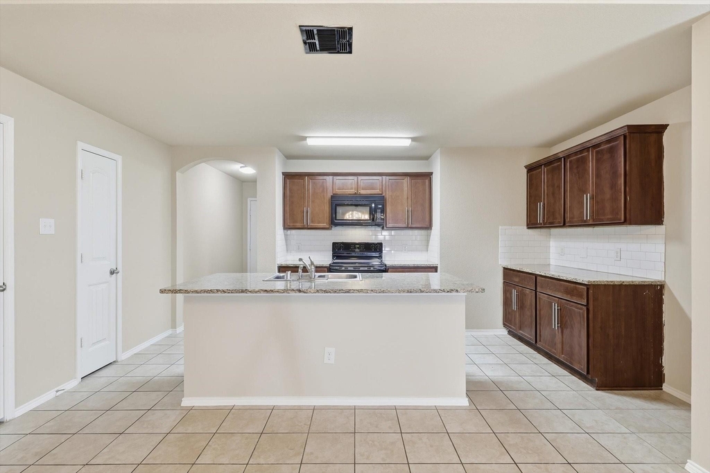 2334 Triston Street - Photo 5