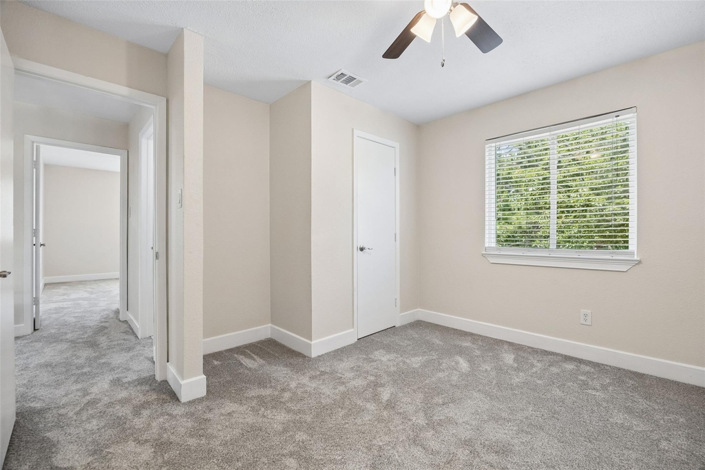 1600 Hartford Drive - Photo 18