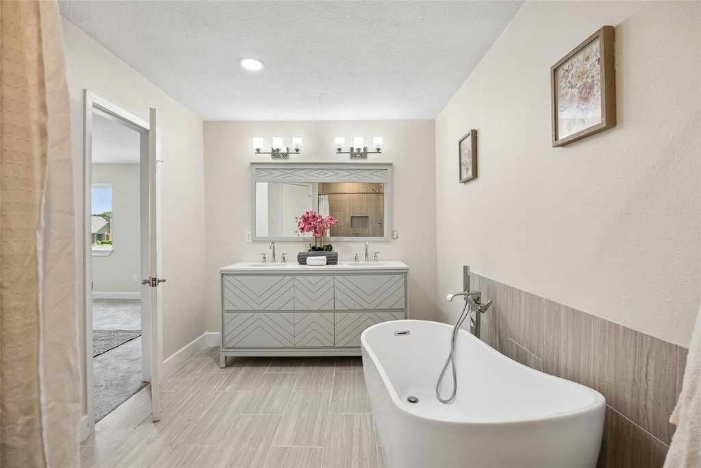 1600 Hartford Drive - Photo 15