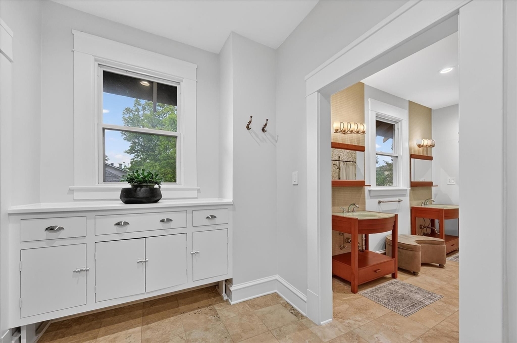 802 Haines Avenue - Photo 14