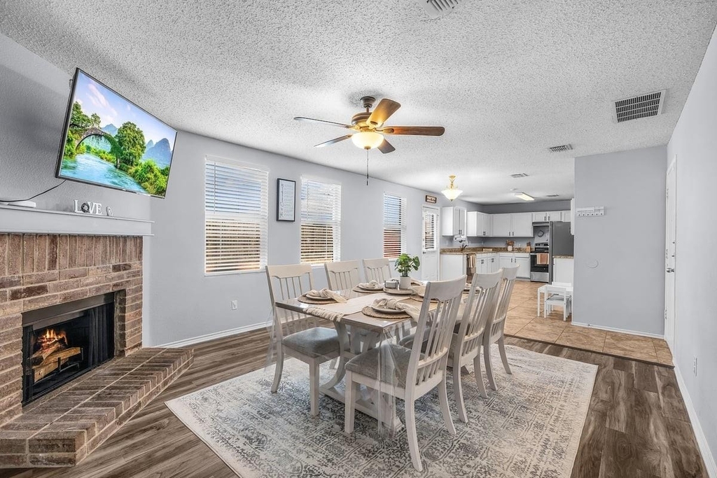 1741 Baxter Springs Drive - Photo 5