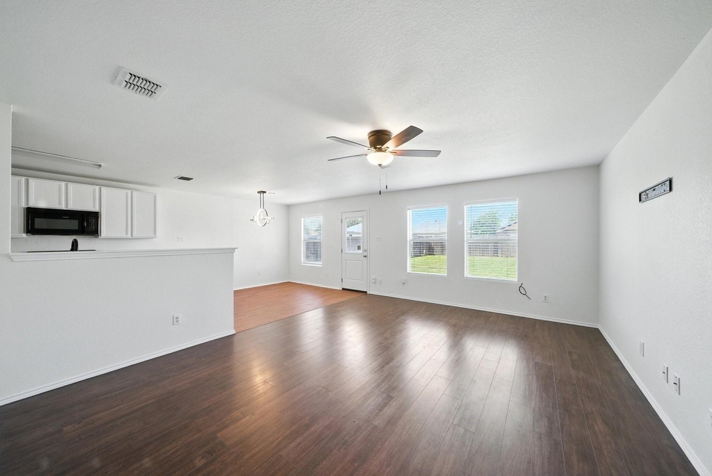 1429 Royal Meadows Trail - Photo 4