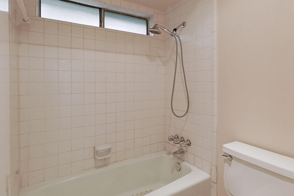 6809 Fawn Valley Place - Photo 23