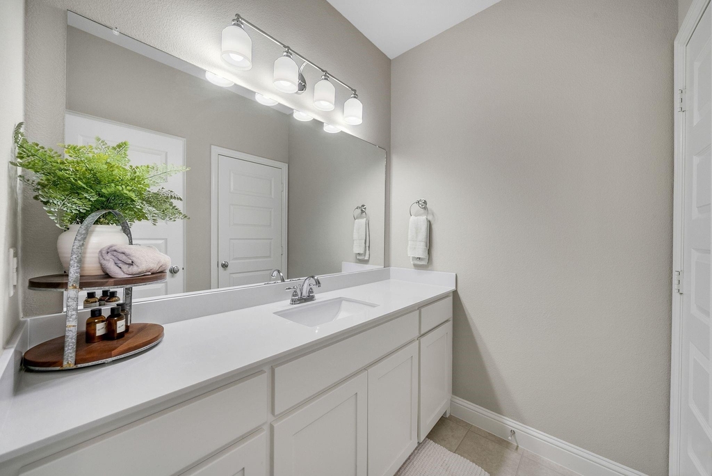 1107 S Sarah Street - Photo 28