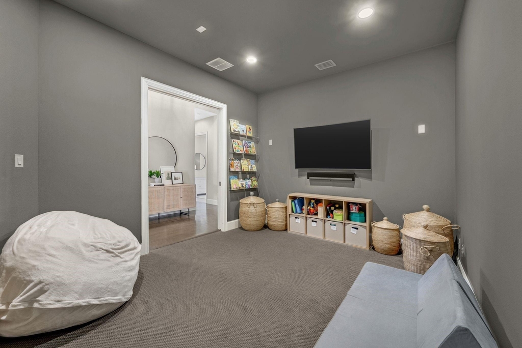 1107 S Sarah Street - Photo 17