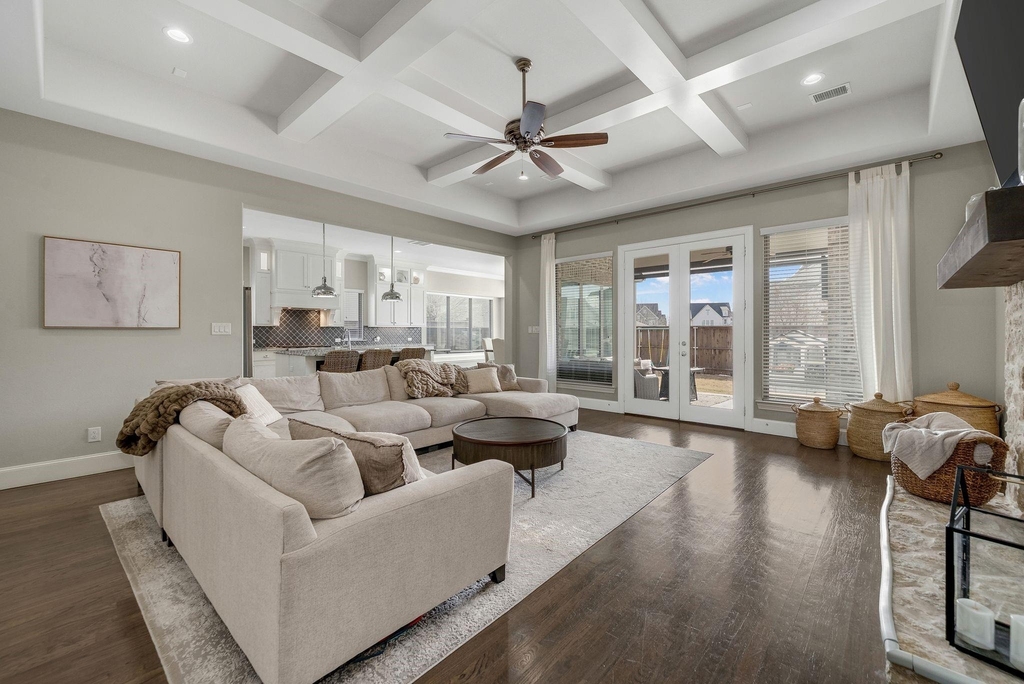1107 S Sarah Street - Photo 3