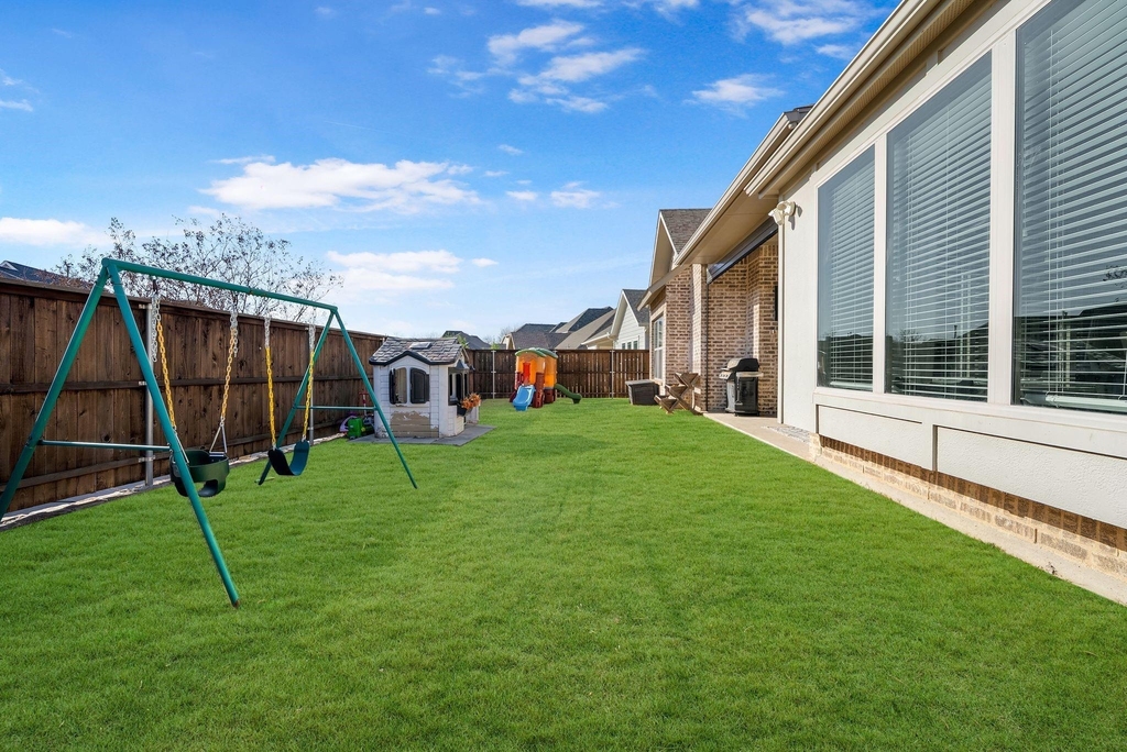 1107 S Sarah Street - Photo 32