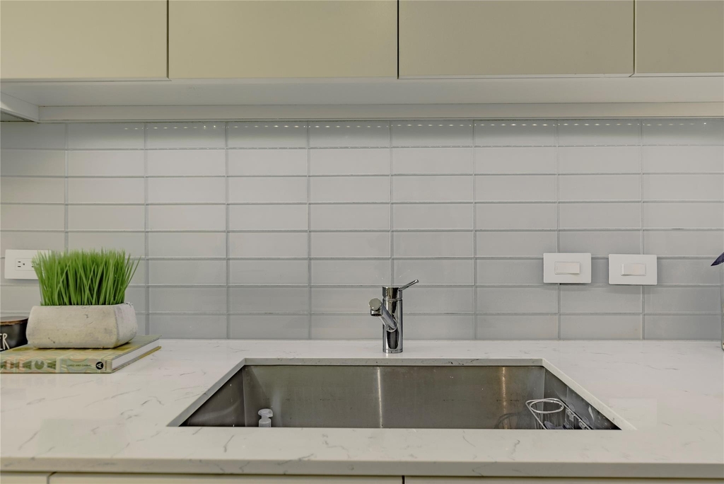 1504 Burlew Street - Photo 21