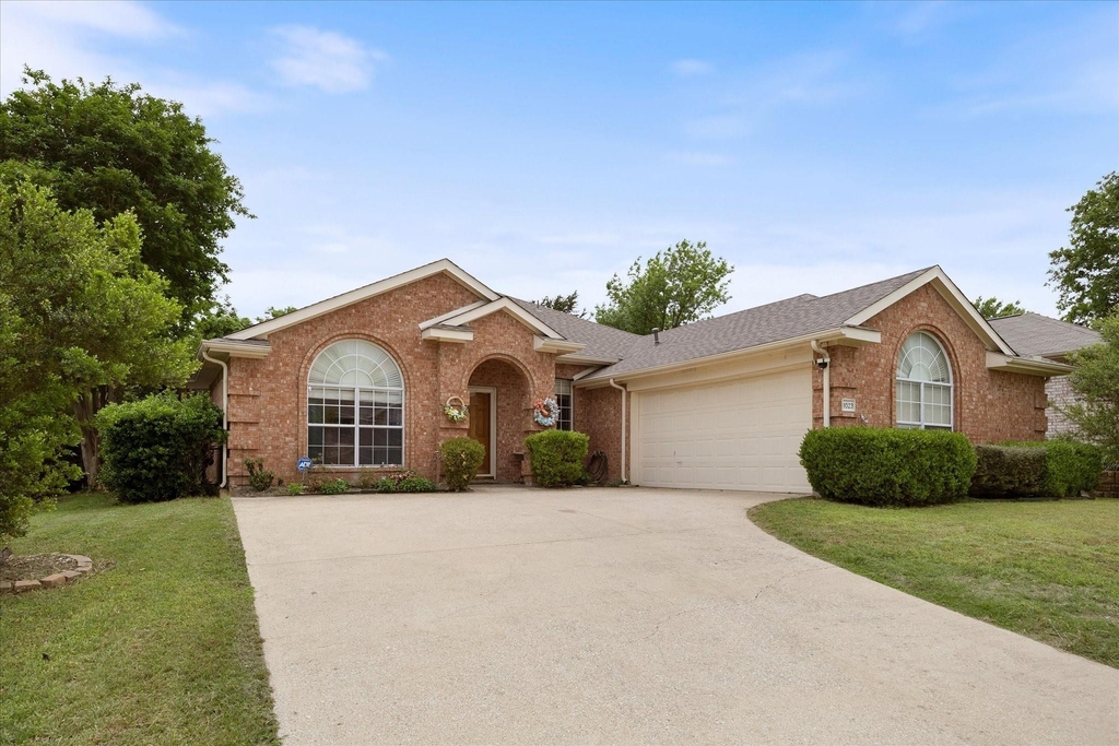 1023 High Cotton Lane - Photo 1