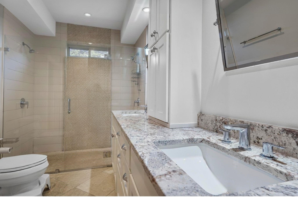 4319 Cabell Drive - Photo 19