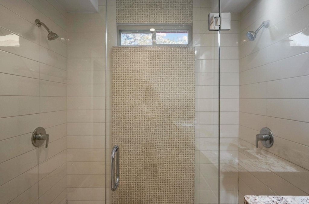 4319 Cabell Drive - Photo 20