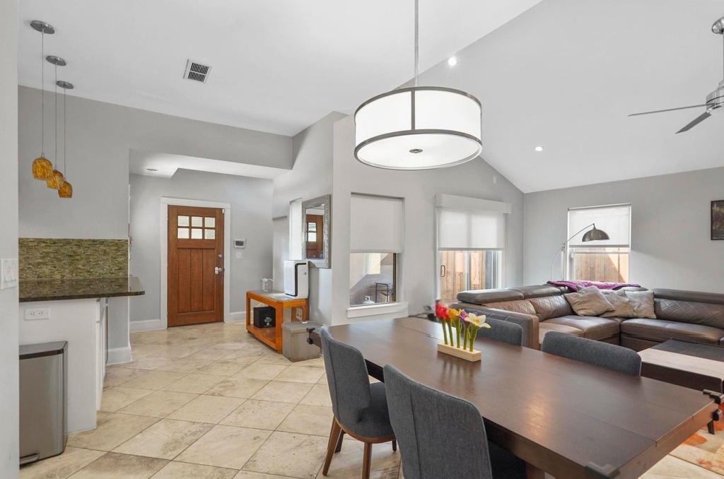 4319 Cabell Drive - Photo 4