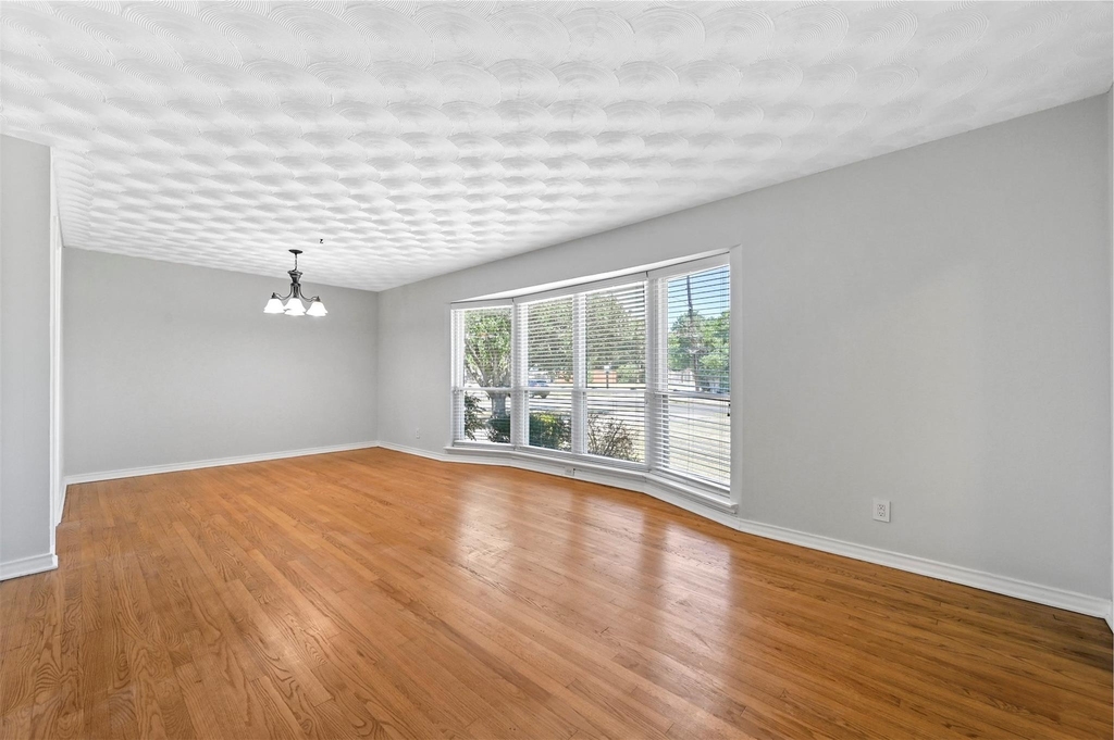 3468 Townsend Drive - Photo 4