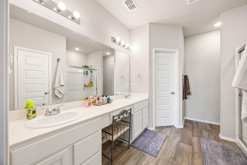 1017 Waverly Drive - Photo 21