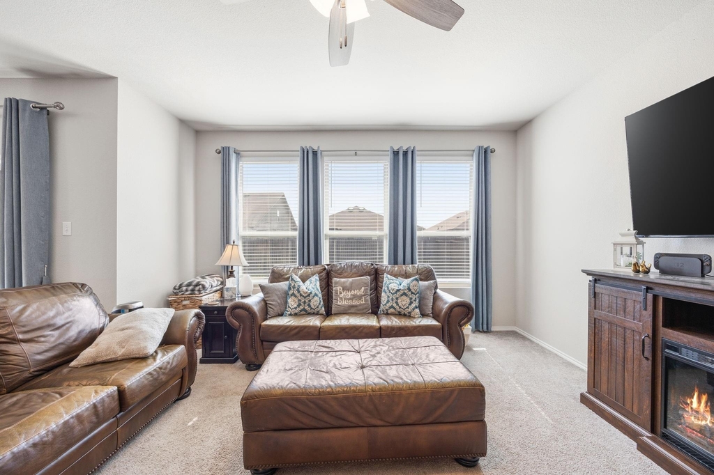 1017 Waverly Drive - Photo 10