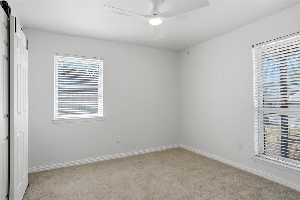 129 Mountain View Drive - Photo 10