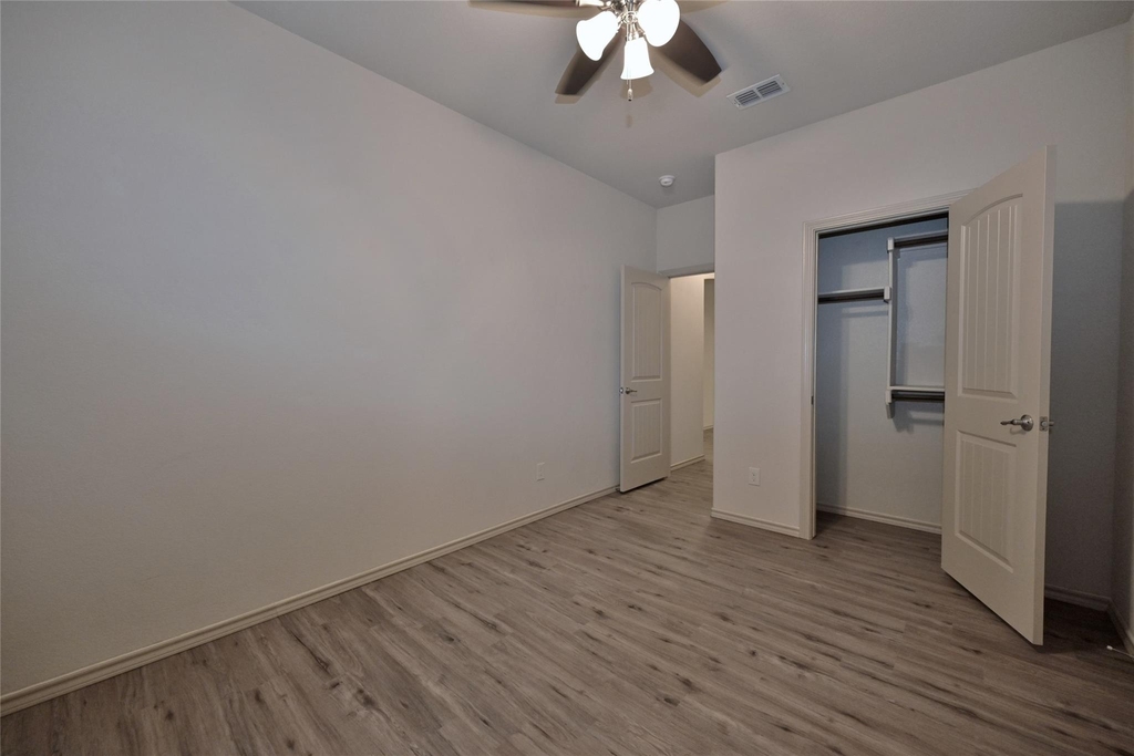 5921 Comanche Peak Drive - Photo 23