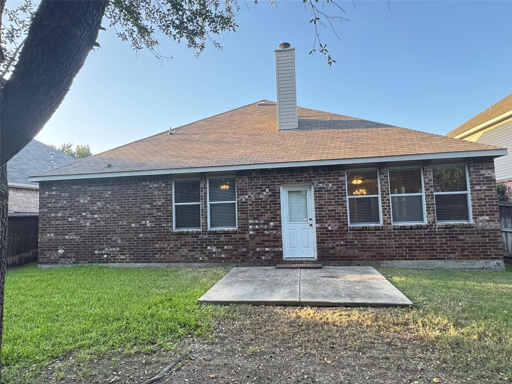 4001 Hawkins Drive - Photo 19