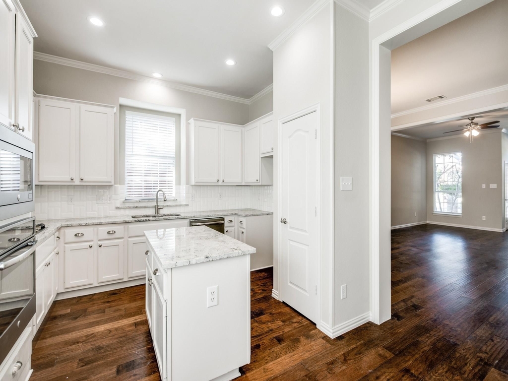 1848 Bachman Court - Photo 4