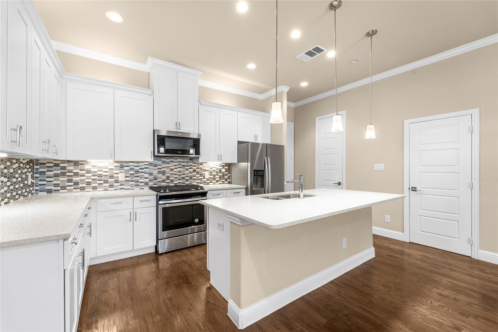 2952 Sheridan Drive - Photo 38