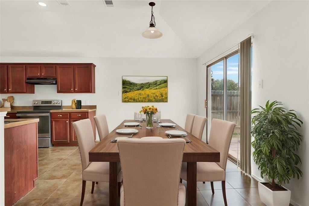 4204 Enchanted Rock Lane - Photo 3