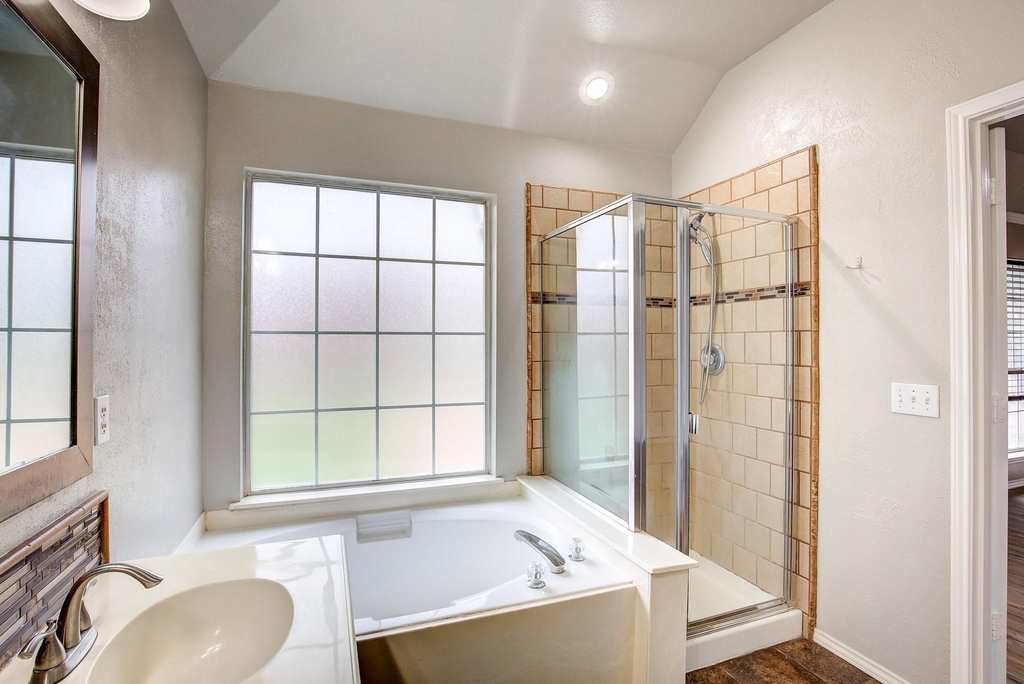 4637 Parkmount Drive - Photo 26