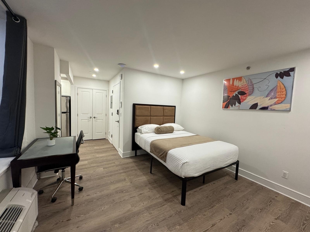 West 81st Street - Photo 5