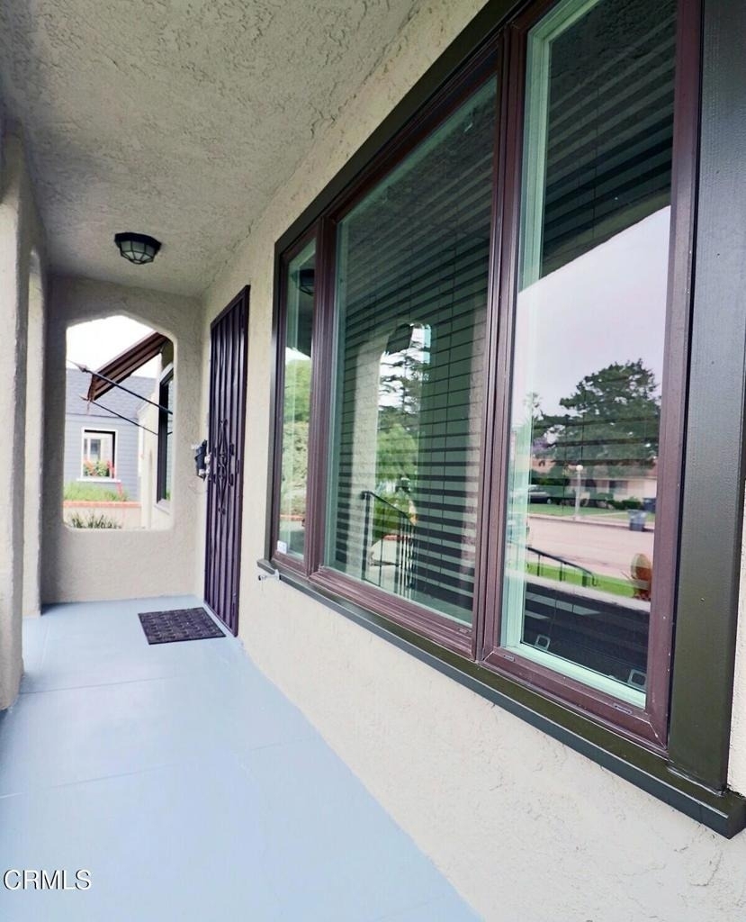 625 Palm Drive - Photo 1
