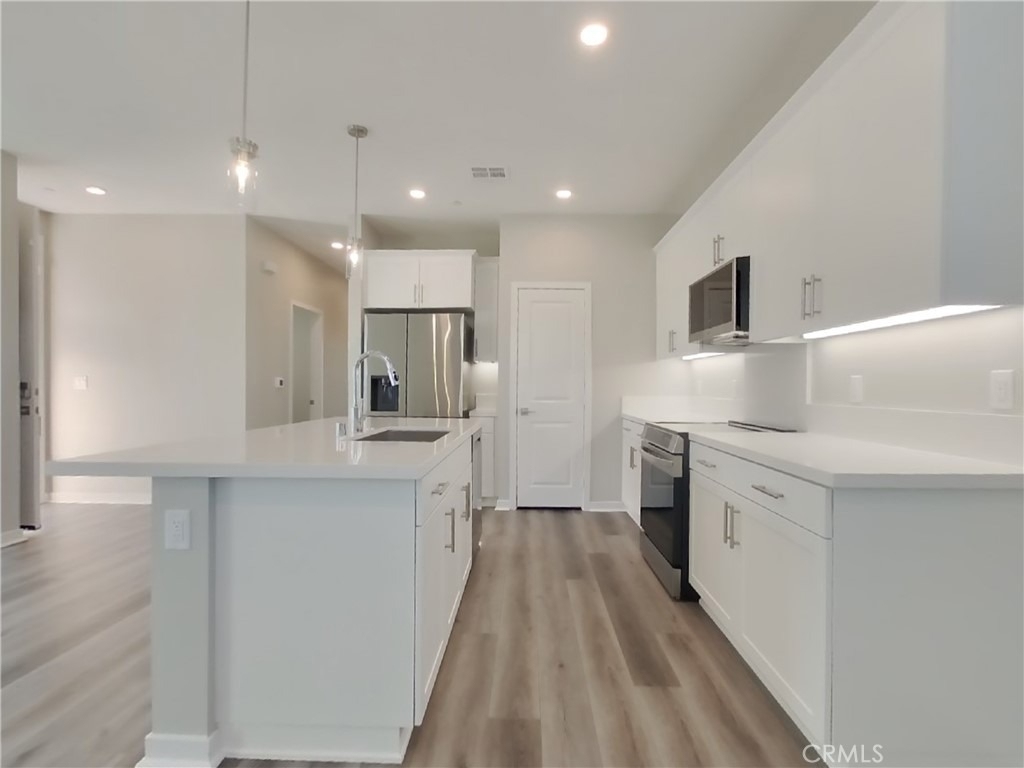 1734 Lorraine Drive - Photo 3
