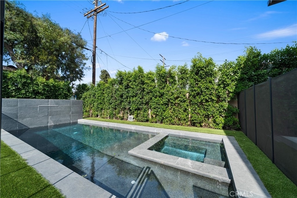 12507 Miranda - Photo 57