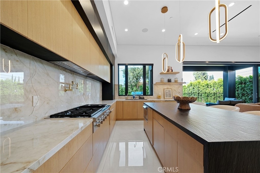 12507 Miranda - Photo 29
