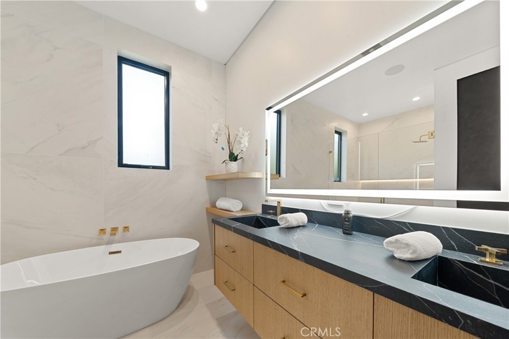 12507 Miranda - Photo 38