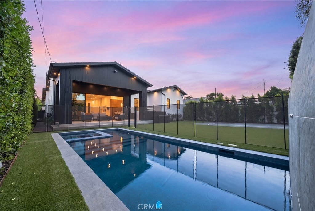 12507 Miranda - Photo 59