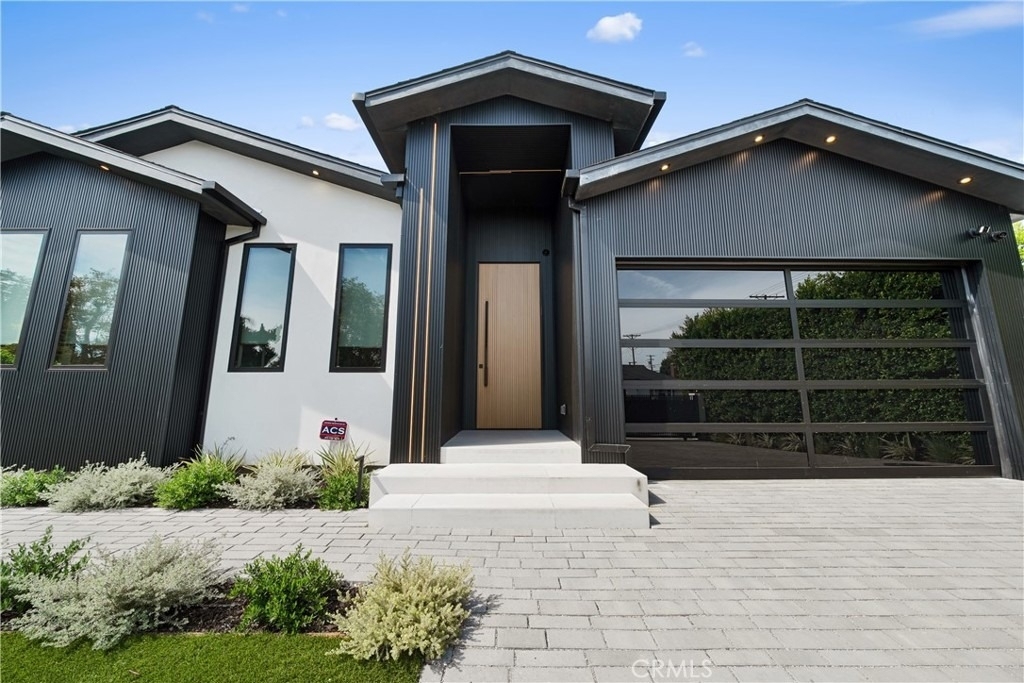 12507 Miranda - Photo 5