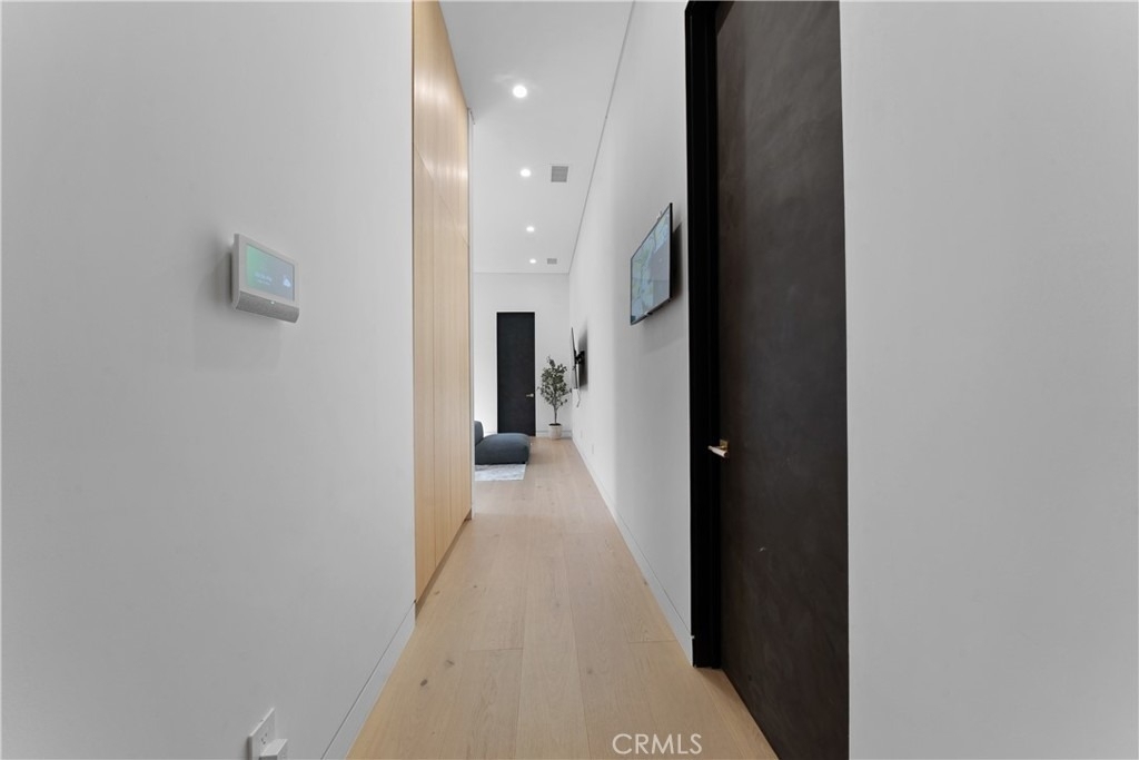 12507 Miranda - Photo 34