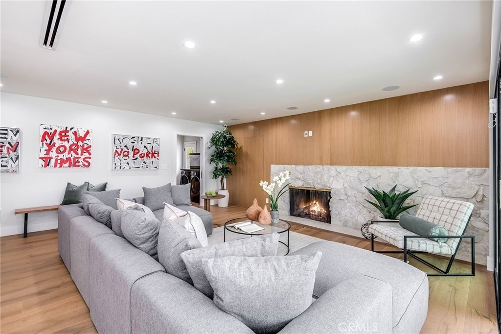 23949 Nomar Street - Photo 15