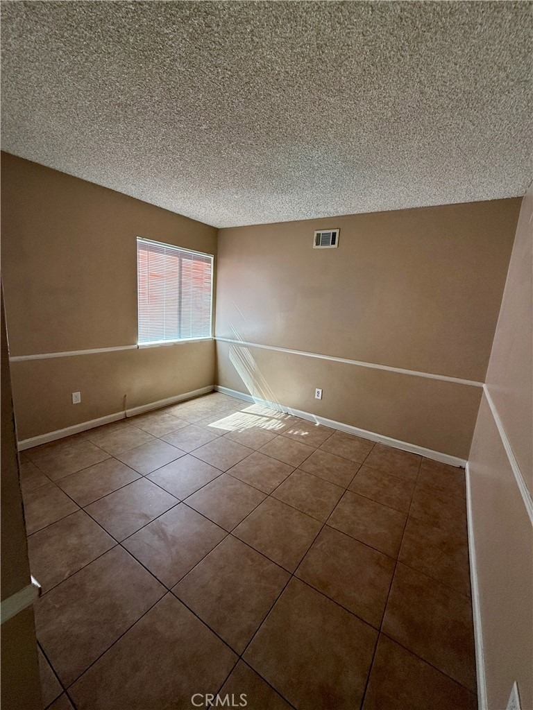 724 E Avenue J4 - Photo 10