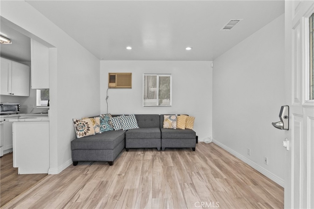 6910 Alabama - Photo 2