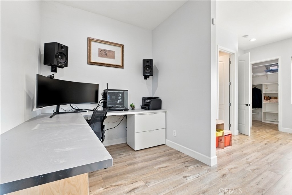 6926 Chimineas Avenue - Photo 30