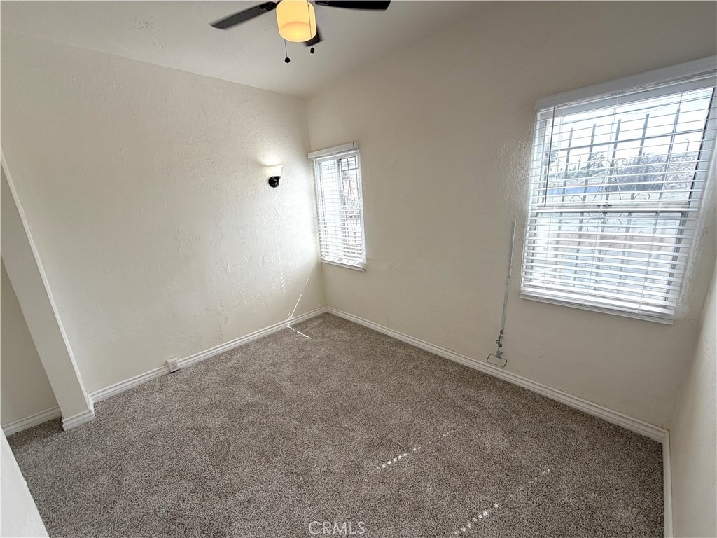 5036 Denker Avenue - Photo 6