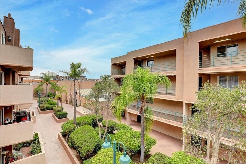 450 E 4th Street - Photo 14