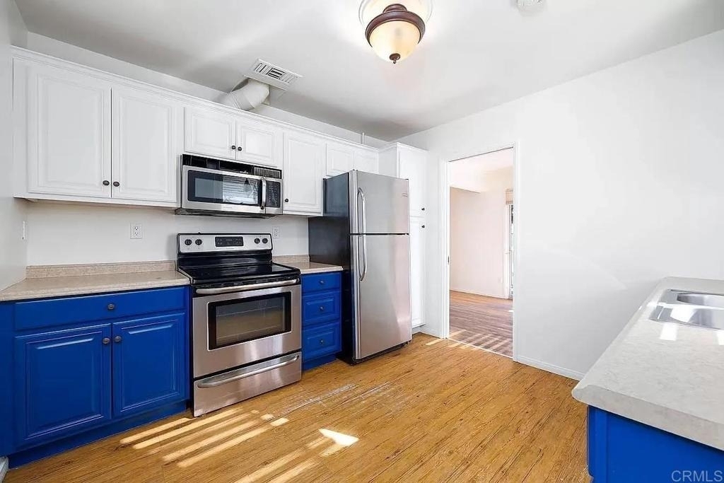 6985 Wisconsin Avenue - Photo 0